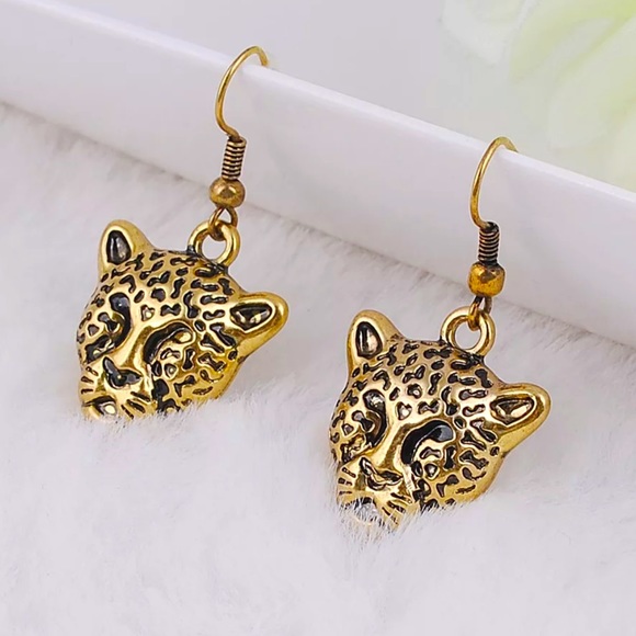 Jewelry - 🐆 Cheetah Face Shabby Chic Drop Earrings 🐆
